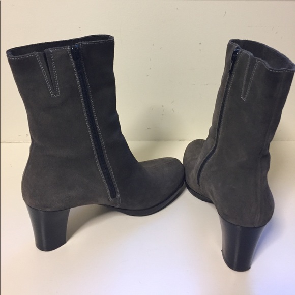 La Canadienne Waterproof Suede Ankle Boot. - Picture 6 of 8